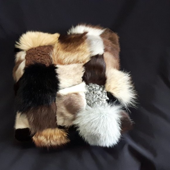 Patchwork Pillow. Repurposed Vintage Genuine Real Fur - Picture 2 of 5